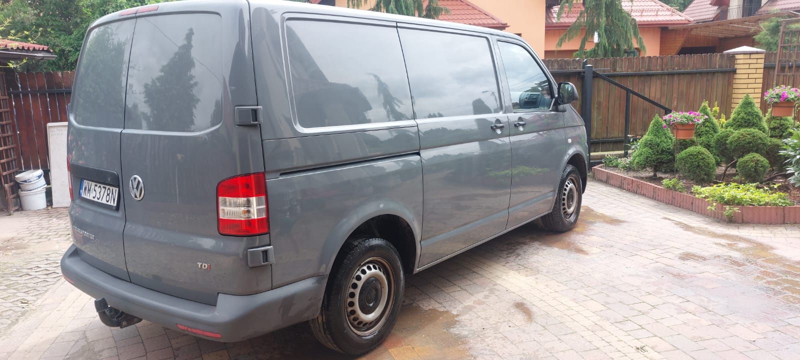 Sprzedam Volkswagen T5 polift, 2.0TDI, 140KM
