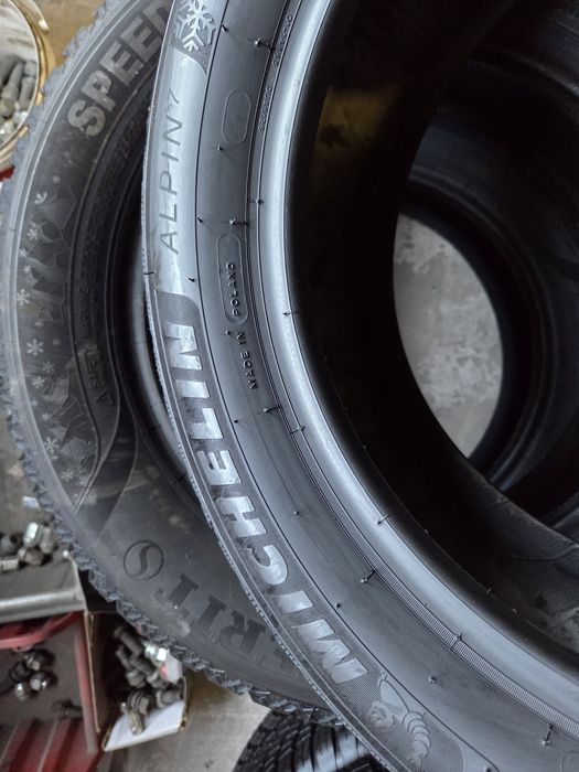 opona używana 195/55R16 Michelin Alpin 7