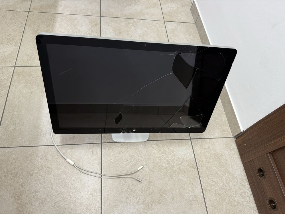 Monitor Apple 27” LED Thunderbolt Display A1407