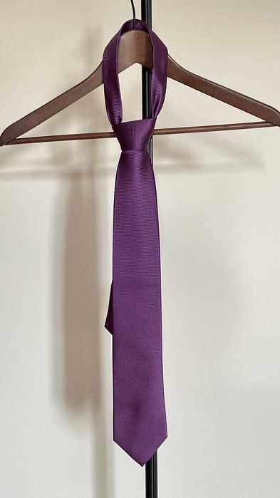 Krawat Westbury C&A jedwabny,fioletowy,używany.