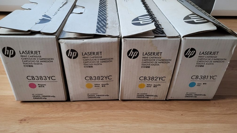 Nowy Toner HP LaserJet 8szt. CB380YC CB381YC CB382YC CB383YC