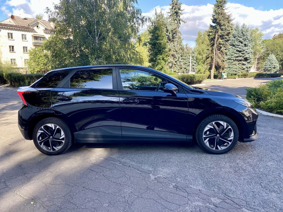 MG 4 2023.          .