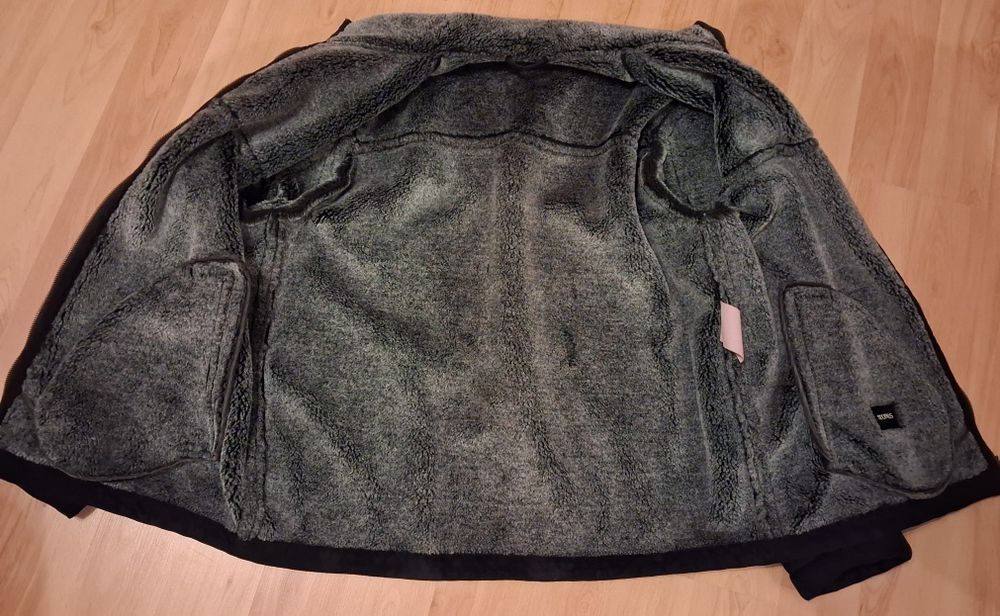 Sprzedam męski kożuch ocieplany futerkiem