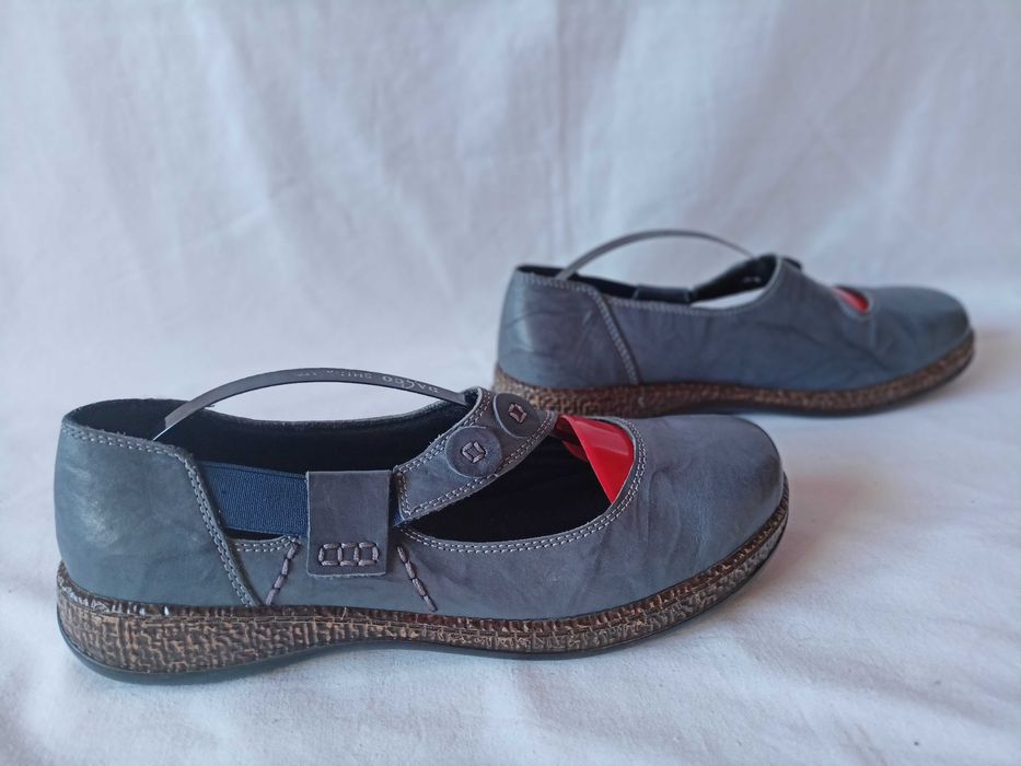 Loretta półbuty roz. 41 - dł. wkł.26,4 cm- skóra- super stan.