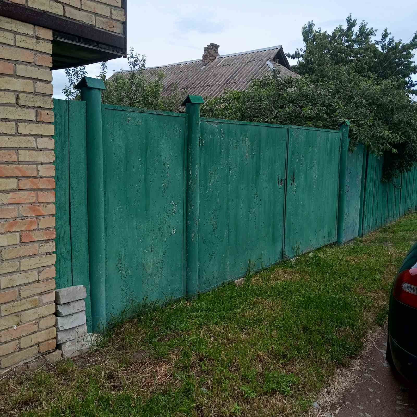 Продам будинок в селі Пухівка.