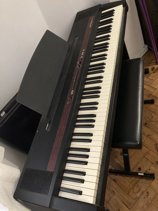 Piano digital Roland