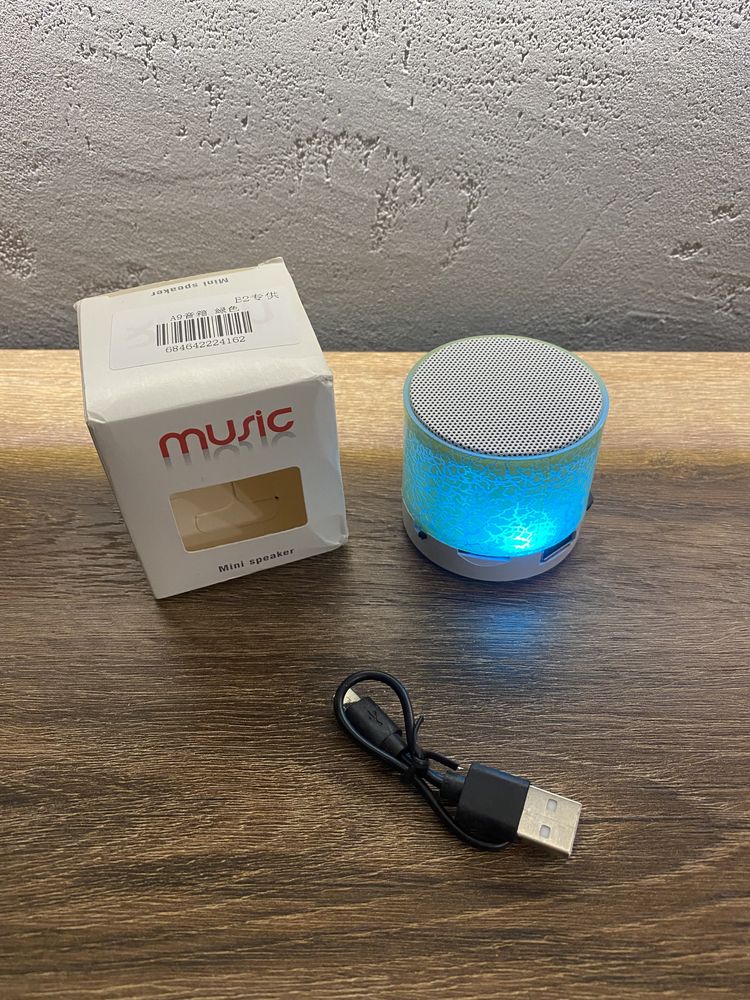 Świecący głośnik Mini Bluetooth