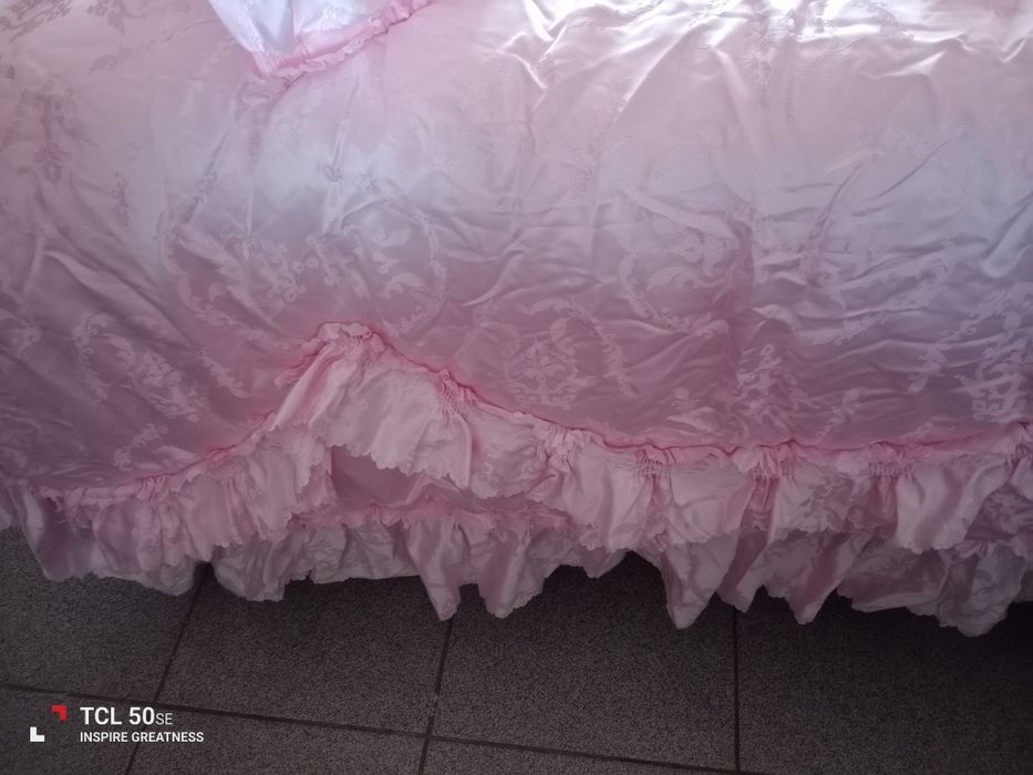Edredom para cama de casal em muito bom estado.
