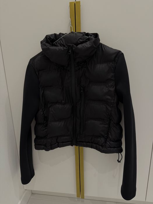 Куртка дуже стильна, Zara