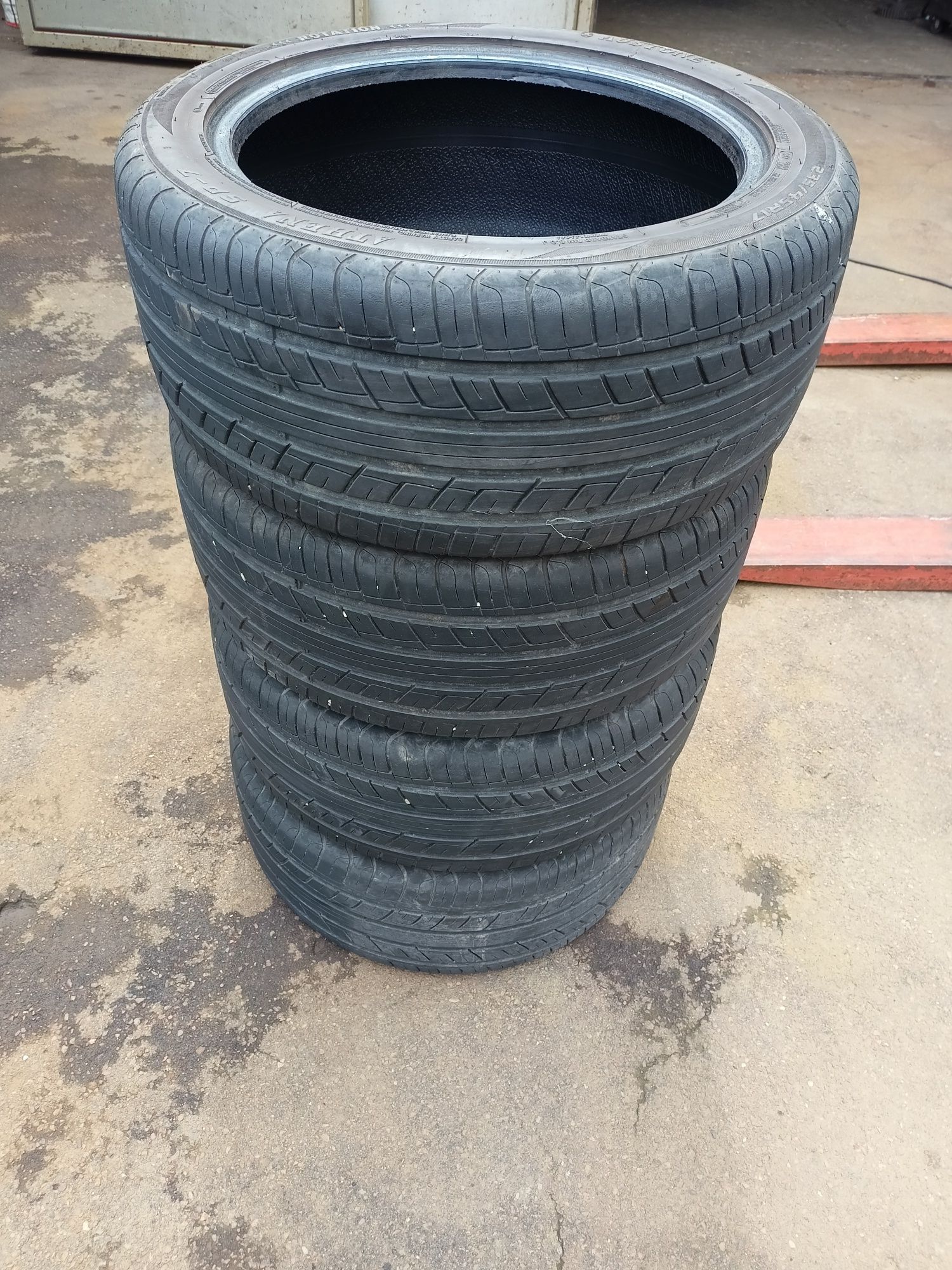 Opony 235/45R17 letnie komplet 4 szt. 17" 17 cali