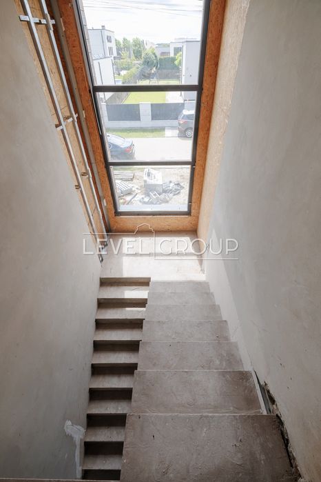 Продам двоповерховий будинок Крушинка Київська обл.