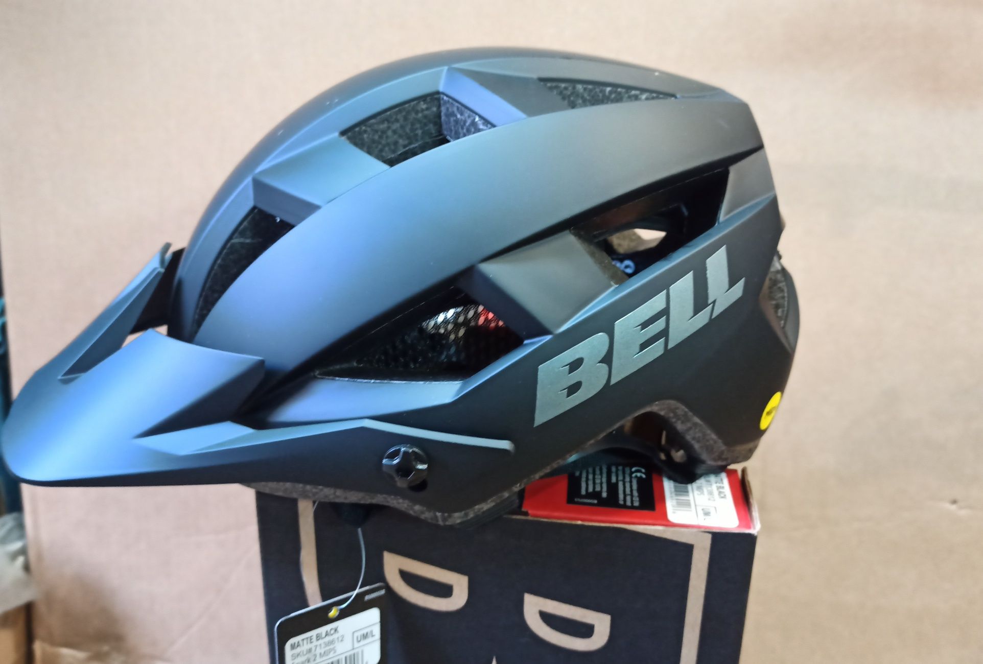 Kask Bell Spark 2 Mips; Rozmiar: M/L (53-60cm) Nowy