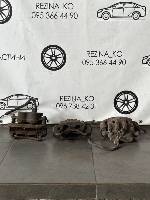 Супорта передні Hyundai H200 H1 1996-2005 р.