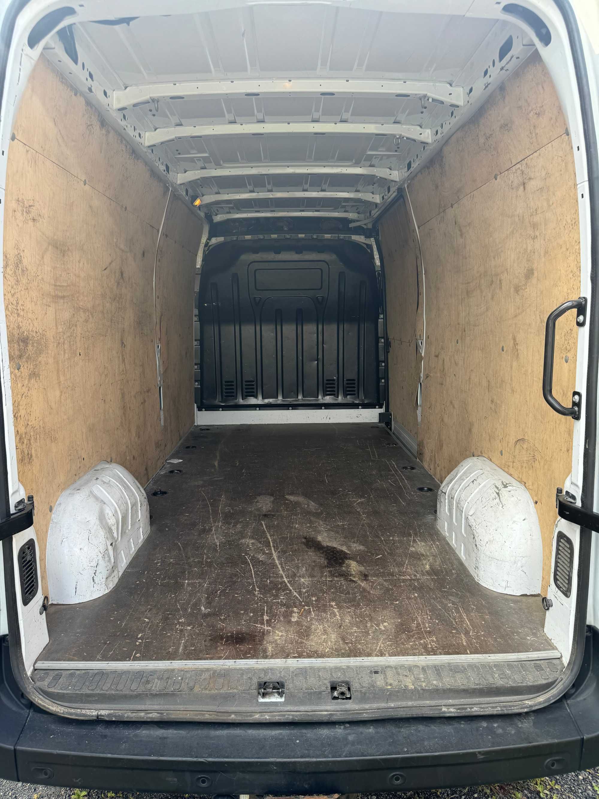 Wypożyczalnia Wynajem Busa Busów Blaszaków Renault Master