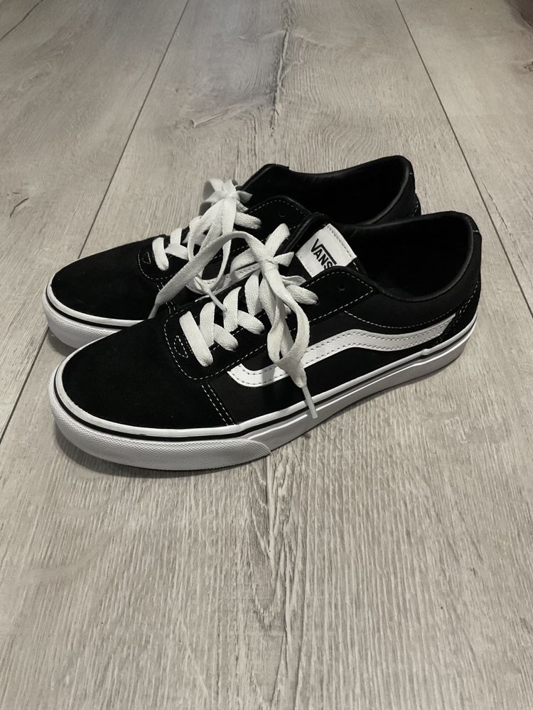 Vans Ward  rozmiar 38 jak nowe