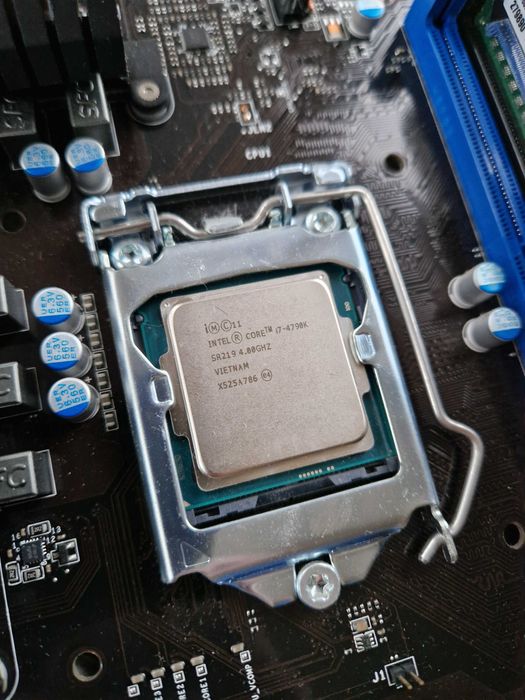 i7-4790K 4.00GHZ