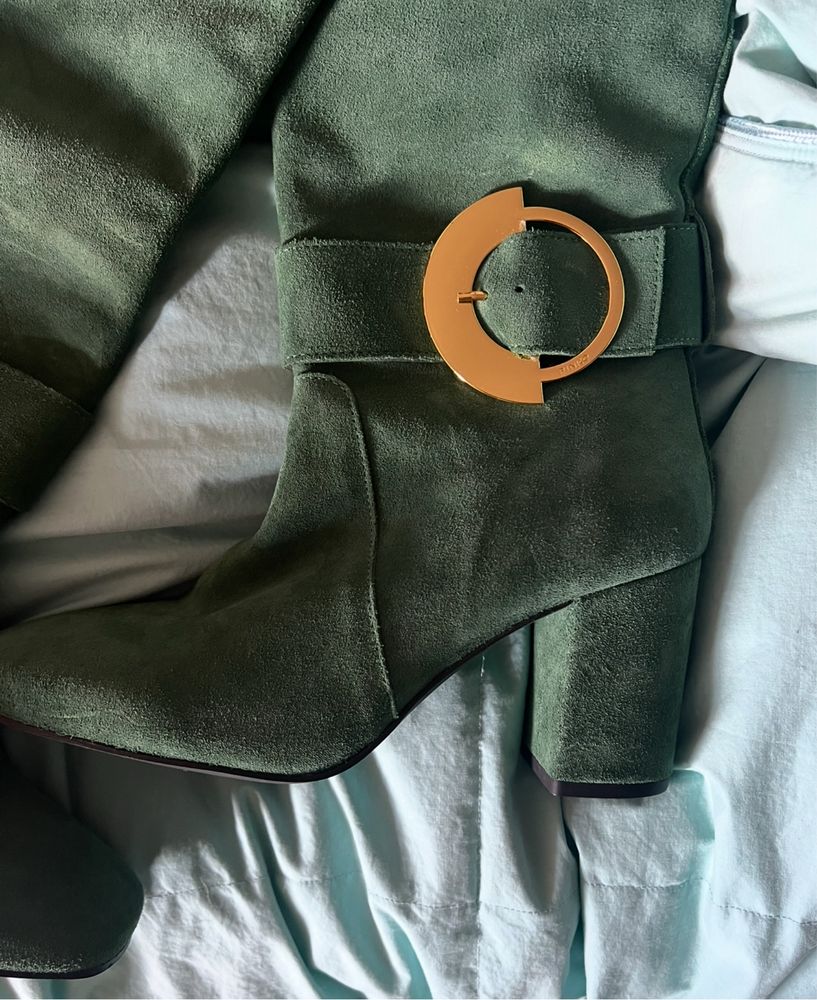 Pinko Verde com fivela Dourada
