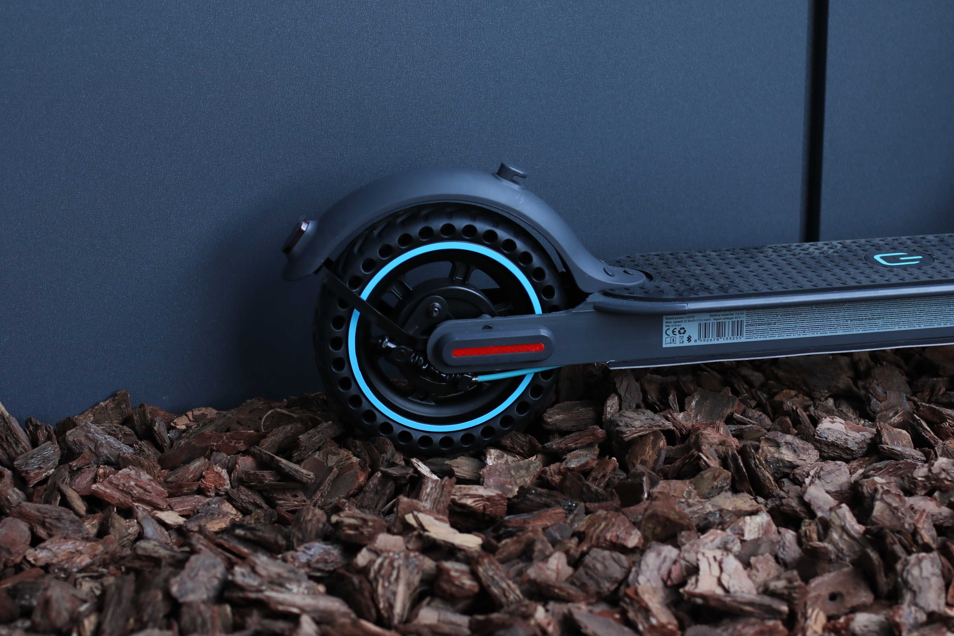 Новий електросамокат URBiS U3.2 electric scooter