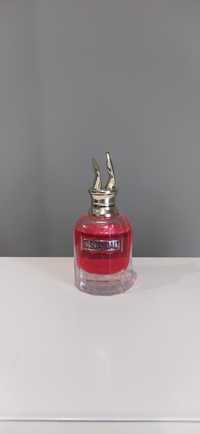 Perfumy so scandal