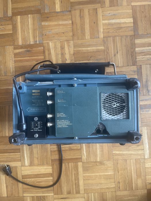 Legendarny Oscyloskop analogowy Tektronix 465 100MHz / 2CH vintage PRL
