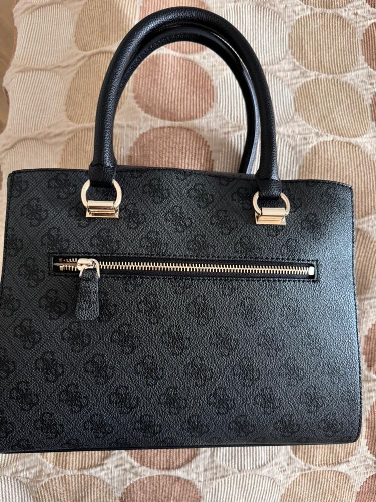 Оригінальна сумка guess