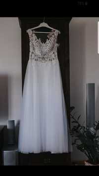 Suknia ślubna rustykalna