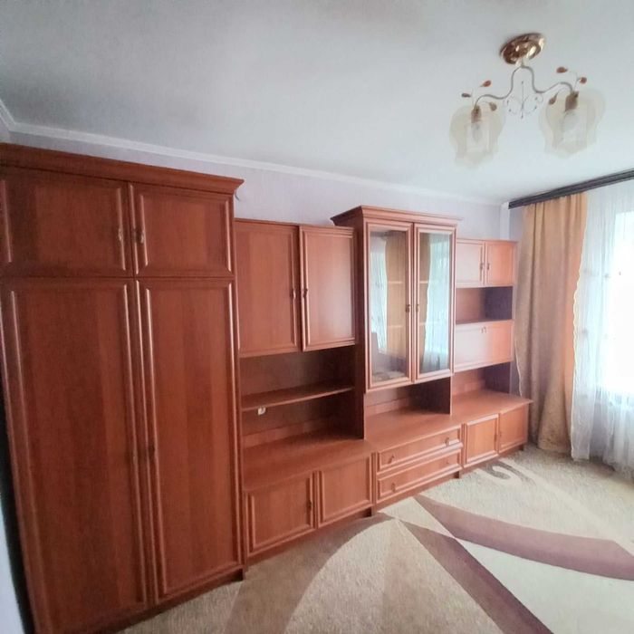 Кімната в гуртожитку р-н парку Хіміків