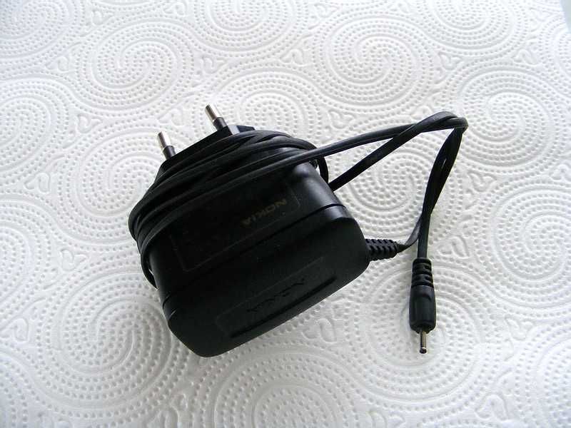 Ładowarka Nokia 8800 Sirocco