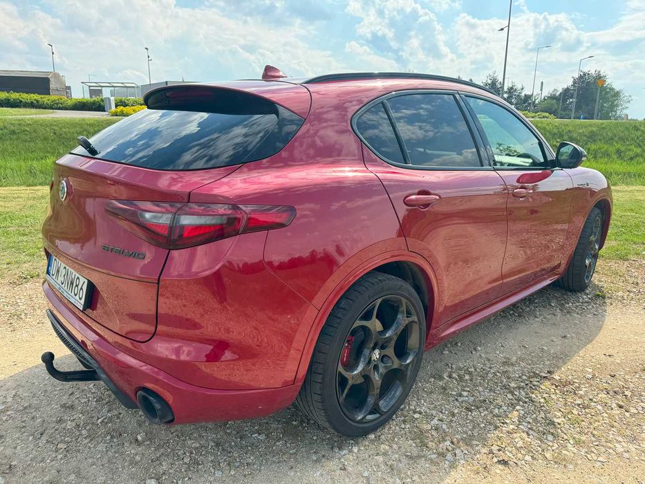 Alfa Romeo Stelvio Veloce Ti  2021 przejęcie leasing fv23% nowa cena