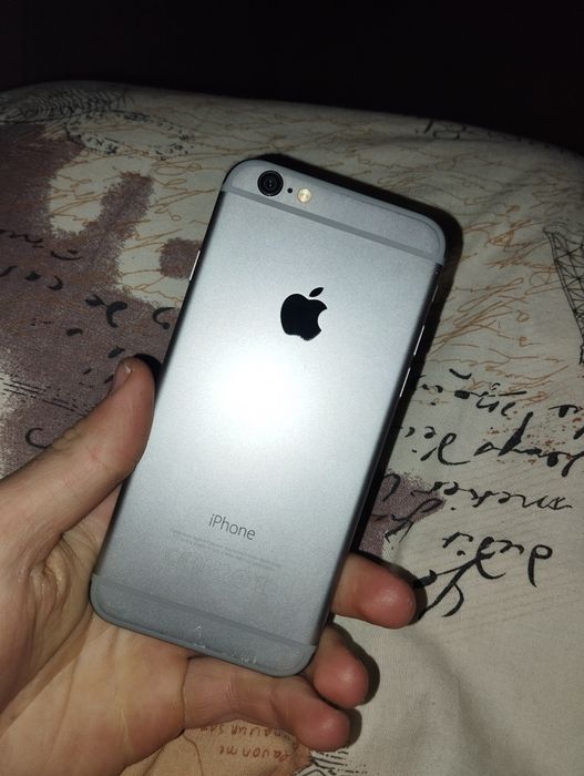 В продажі айфон 6 на 16gb