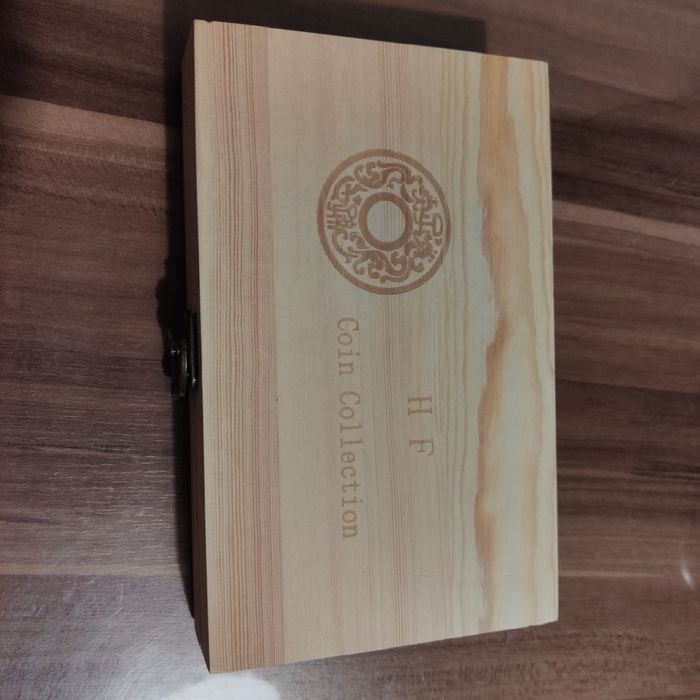 Pudełko na monety kolekcjonerskie