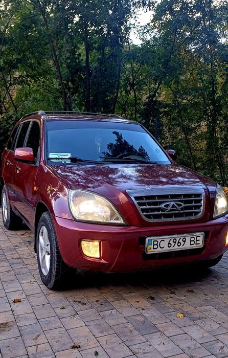 Чері тіго т11 в доброму стані