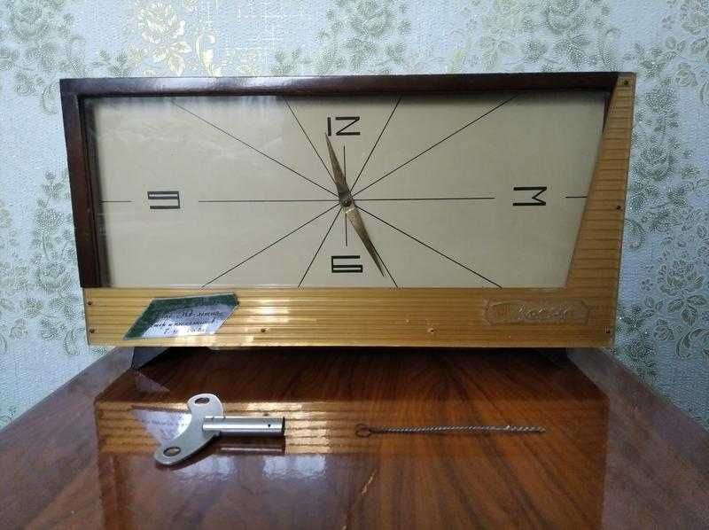 часы старинные раритет механические с боем