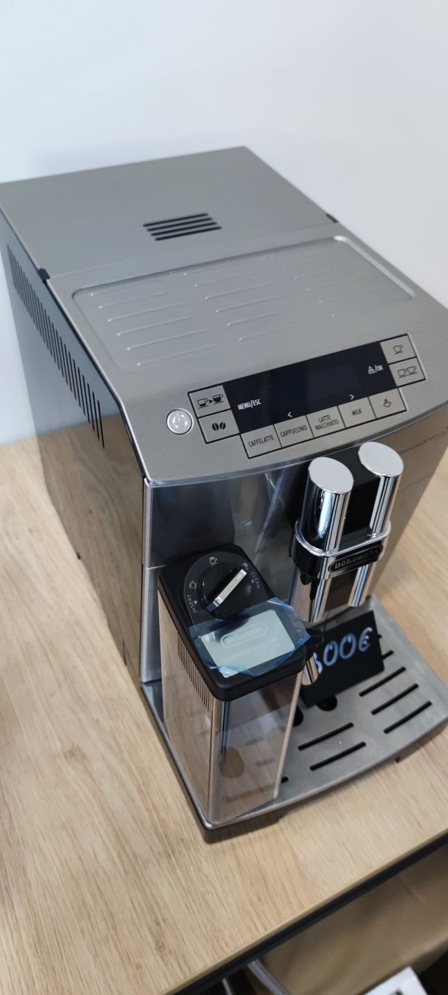 Кавоварка Delonghi Prima Donna S