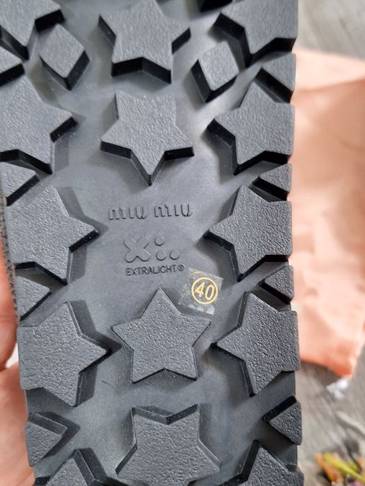 Miu miu klapki kultowy model