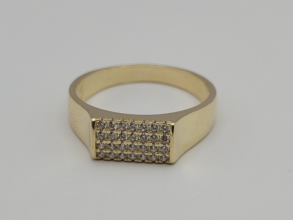 Nowy złoty pierścionek, złoto próby 585, Białe cyrkonie Rozmiar 17