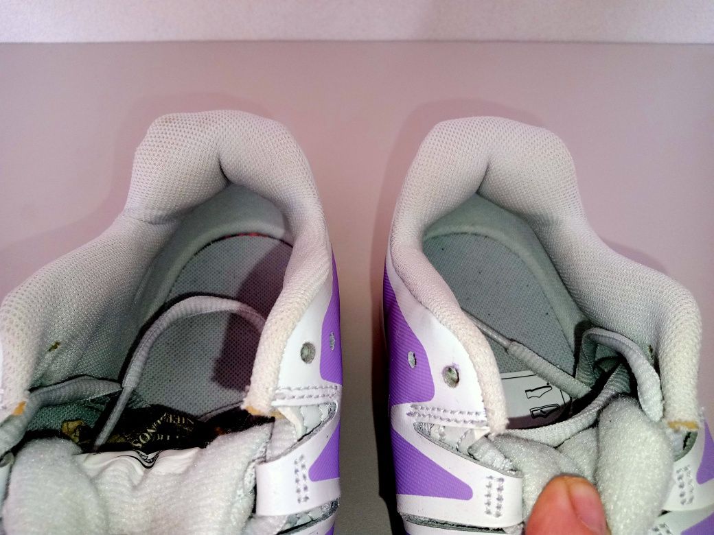 Nike Air nr 37.5--23.5 cm