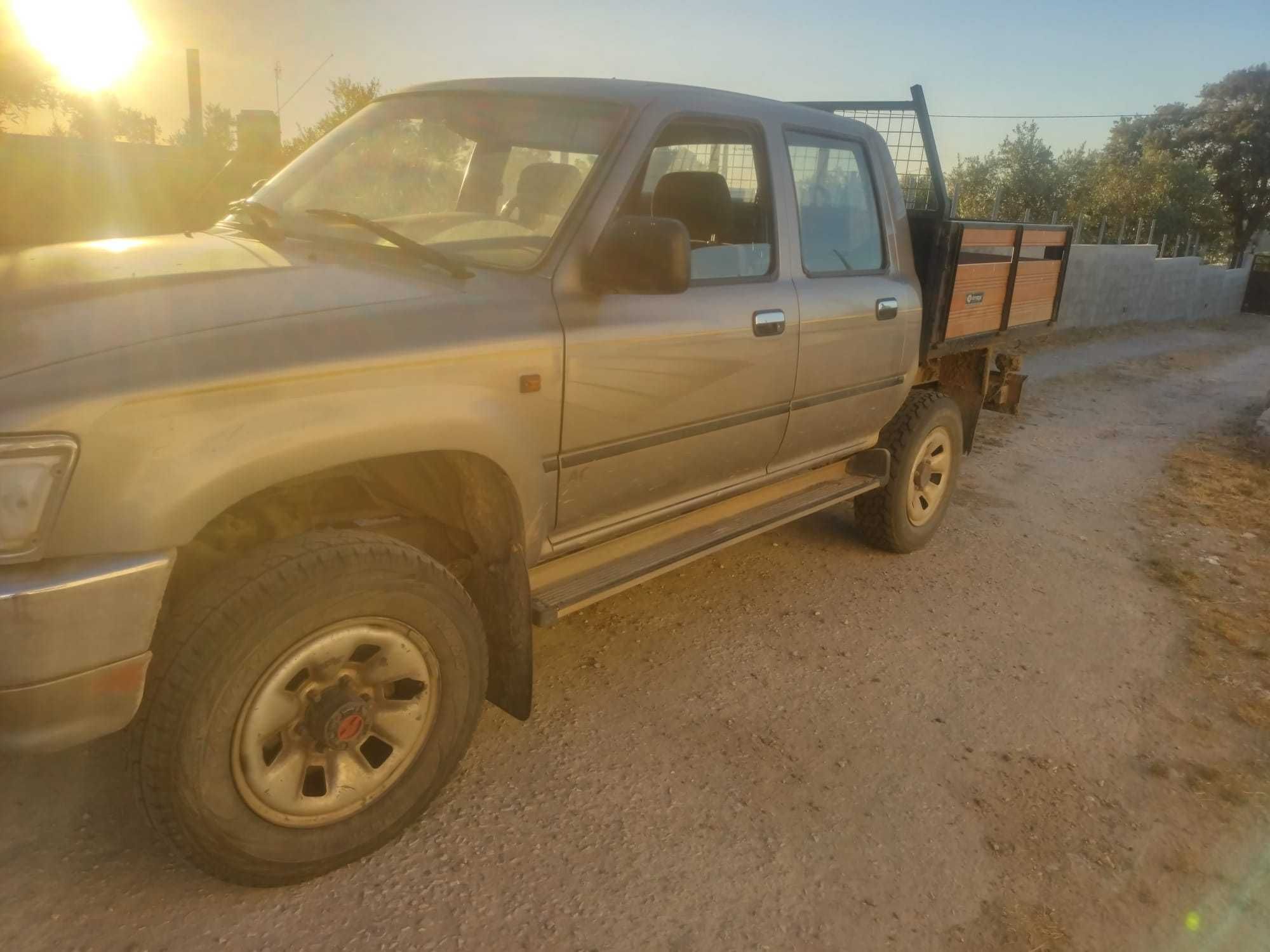 Toyota hilux 4×4