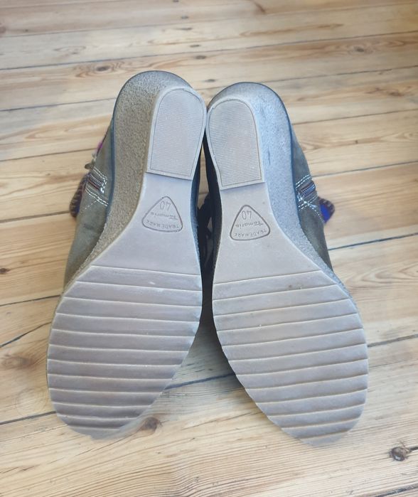 Damskie ocieplane botki buty jesienno-zimowe na koturnie  rozmiar 40