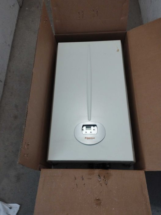 Piec gazowy NIKE STAR 23KW używany