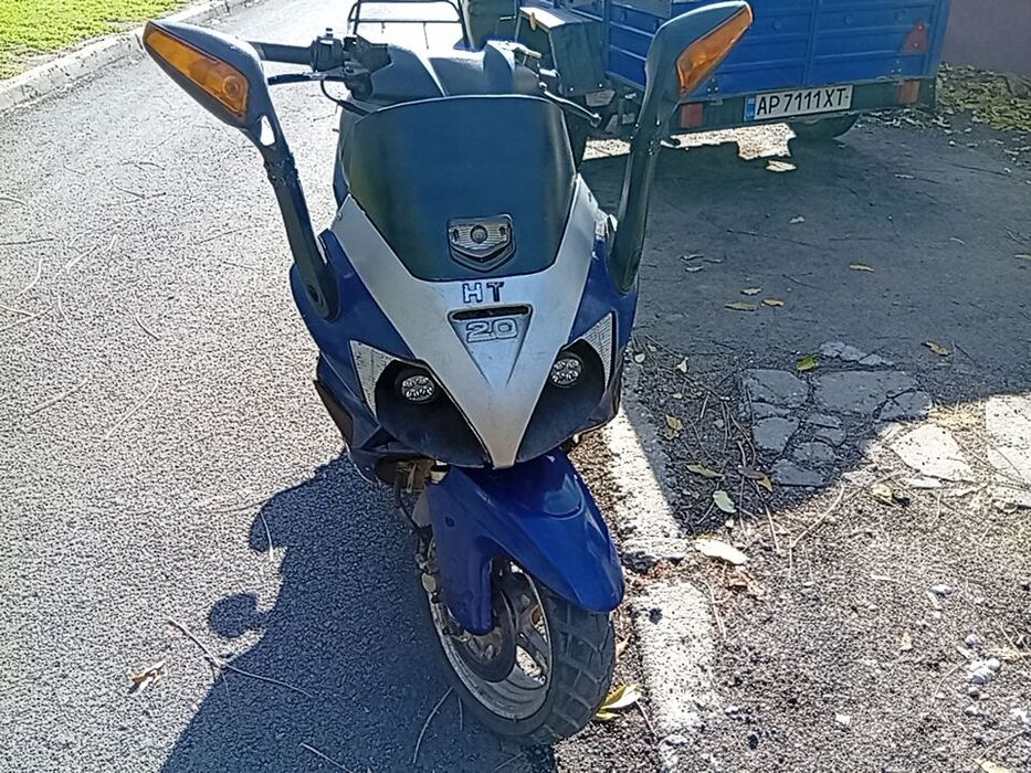 Продам хоршый скутер 150 куб