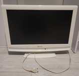 Telewizor bialy 22 calowy Funai