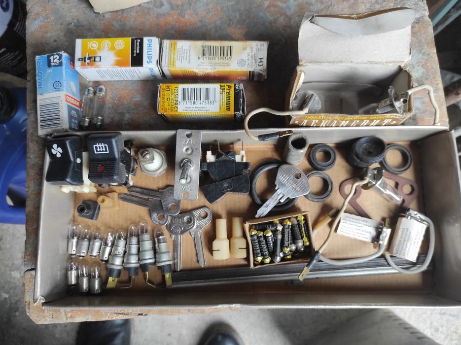 Продамо дивіться фото, і ще багато іншого в моїх оголошеннях.