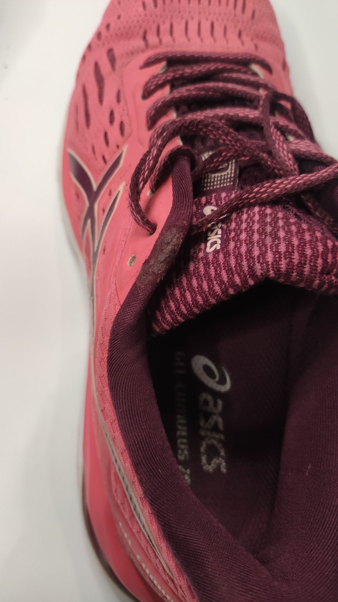 Оригінальні кросівки ASICS gel-cumulus 20, 40 розмір