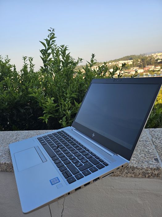 Computador Portátil HP i5 com 16GB RAM como NOVO