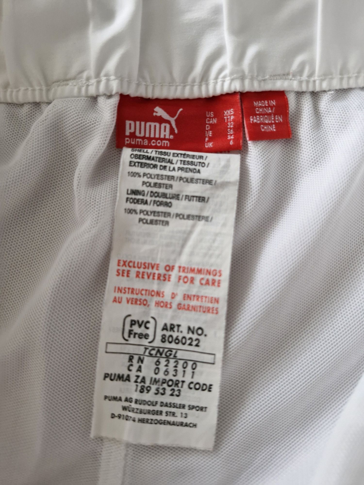 Женские спортивные короткие шорты PUMA