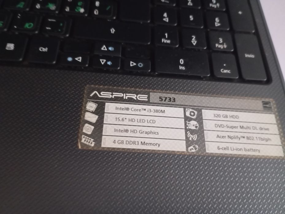 Acer aspire 5733