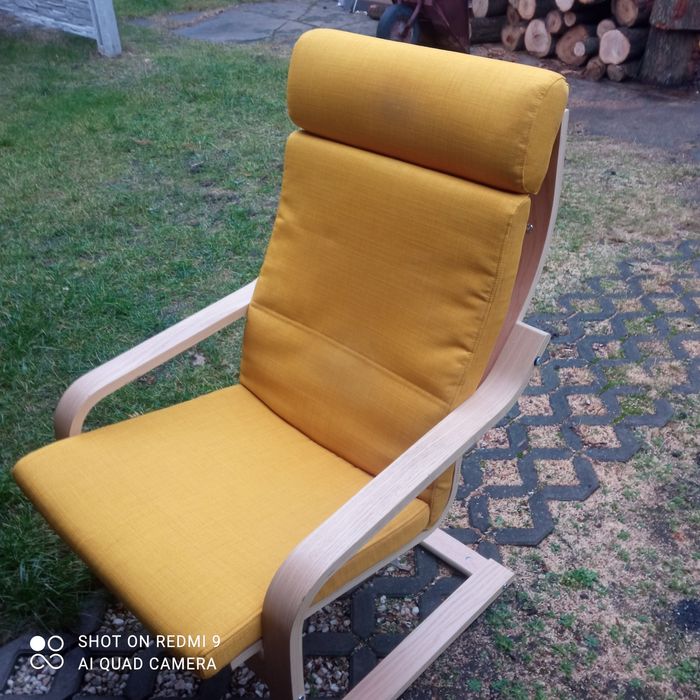 Fotel wraz z podnóżkiem