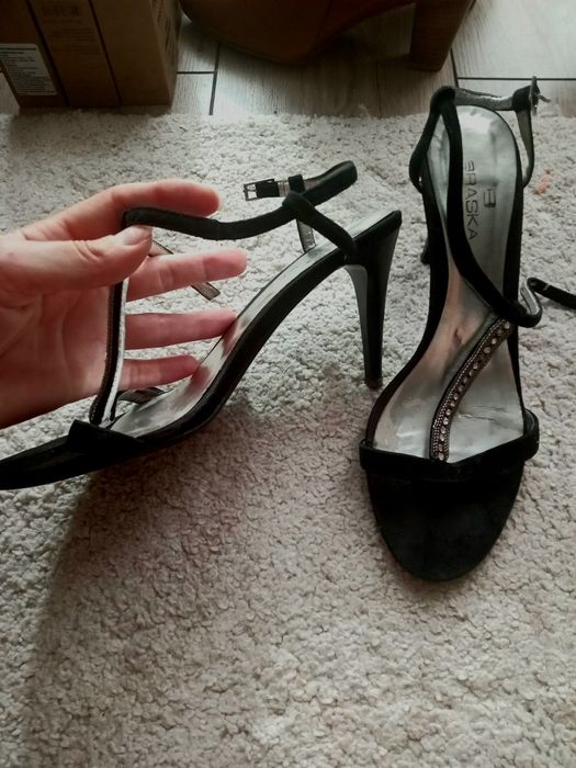 Продам крутезні босоніжки BRASKA 37р.