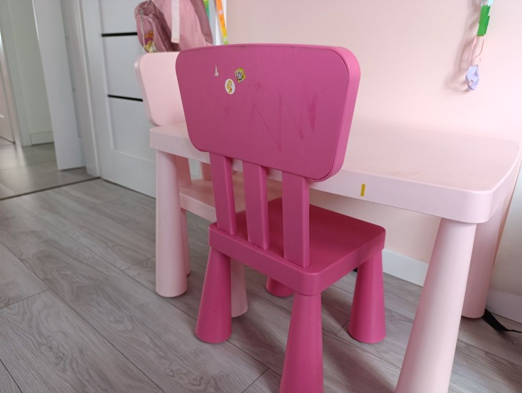 Stolik Ikea + 2 krzesła mammut